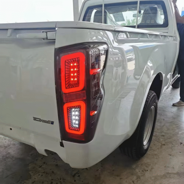 Isuzu Dmax 2021-2024 Taillamp