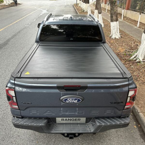 MANUAL RETRACTABLE ROLL COVER