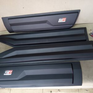HILUX REVO GR BODY CLADDING