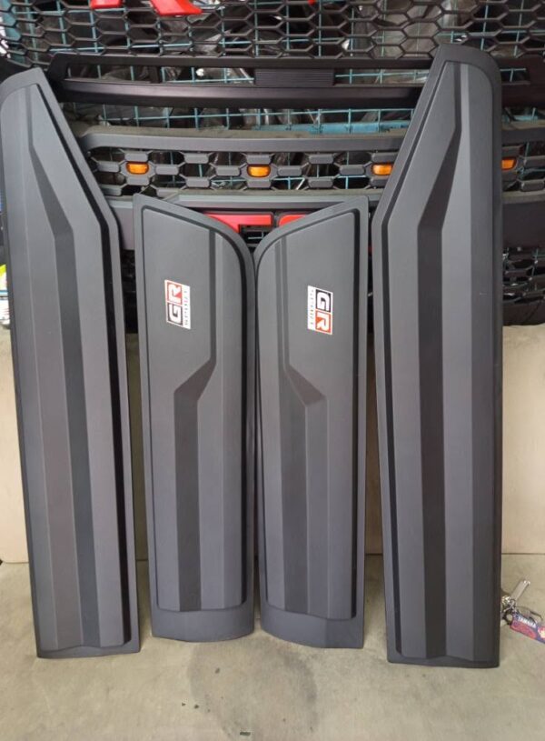 HILUX REVO GR BODY CLADDING