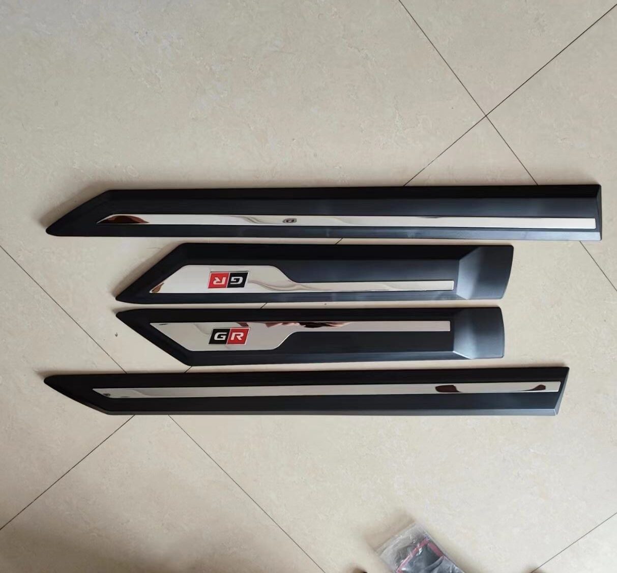 HILUX REVO BODY CLADDING WITH GR LOGO